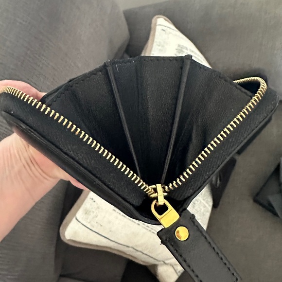 YSL Zippy Wallet/Card Holder Black Lambskin Leather - Picture 7 of 12